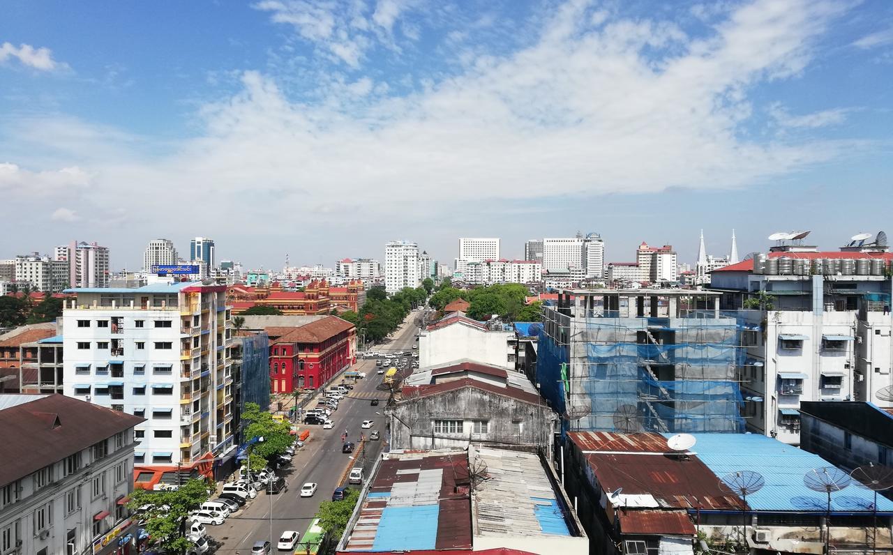 Queen'S Park Hotel Yangon Exterior photo